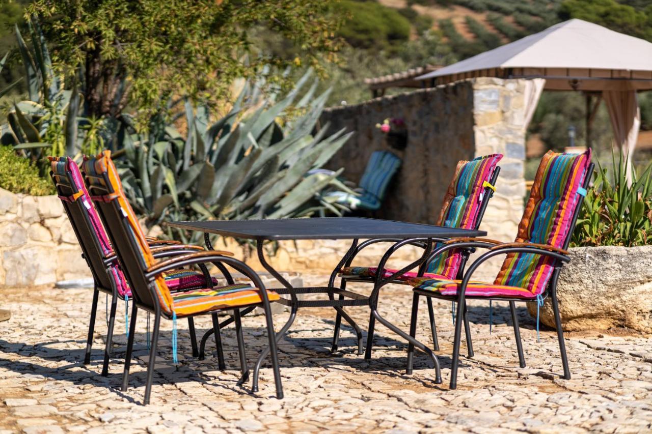 Hacienda La Buena Vida B&B En Appartementen Algarinejo エクステリア 写真