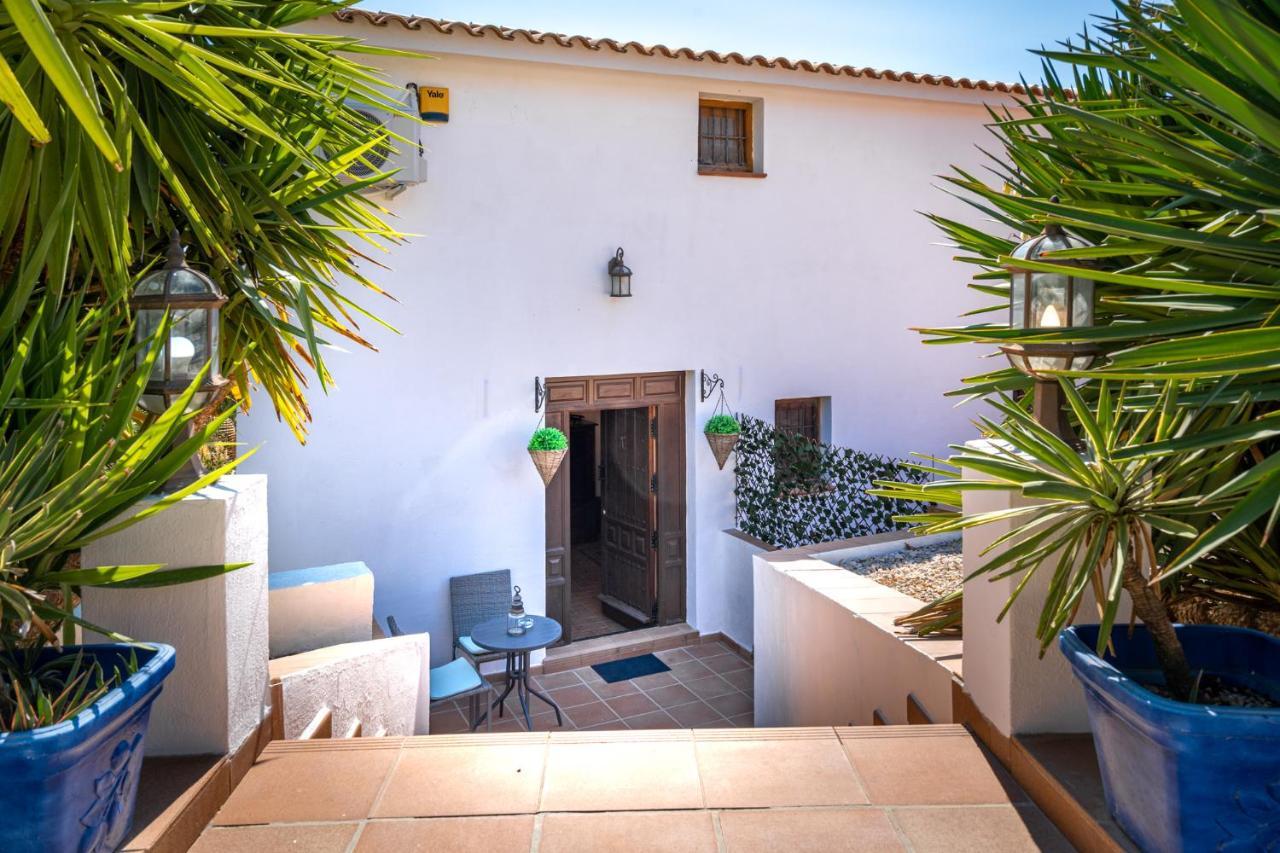 Hacienda La Buena Vida B&B En Appartementen Algarinejo エクステリア 写真